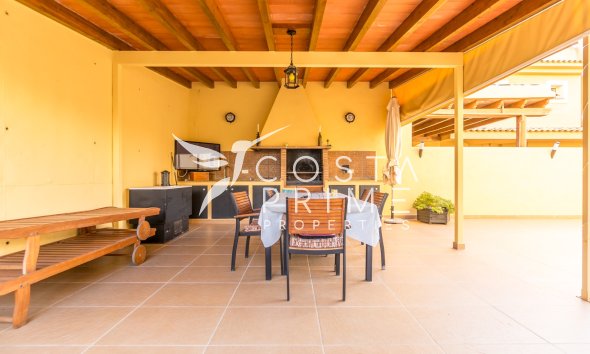 Újraértékesítés - Villa  - Benidorm