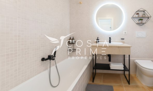 Újraértékesítés - Apartman / lakás - Altea