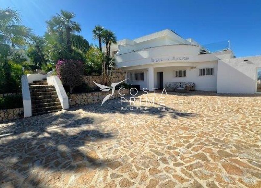 Újraértékesítés - Villa  - Albir