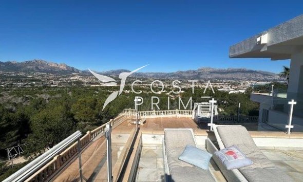 Újraértékesítés - Villa  - Albir