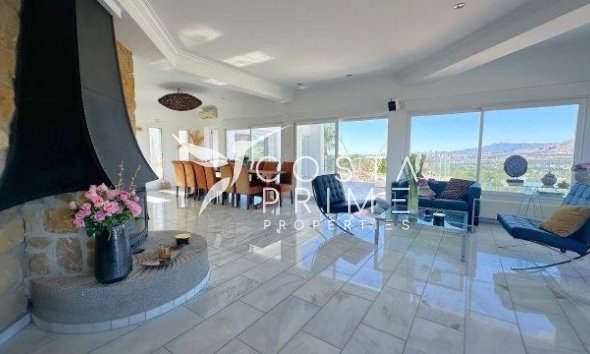 Újraértékesítés - Villa  - Albir