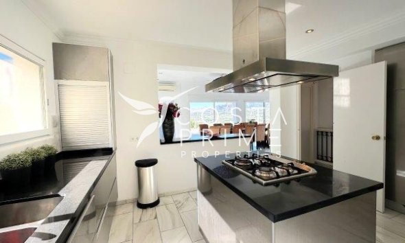 Újraértékesítés - Villa  - Albir