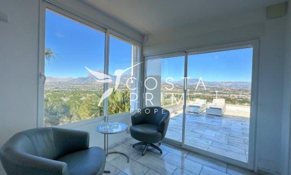 Újraértékesítés - Villa  - Albir