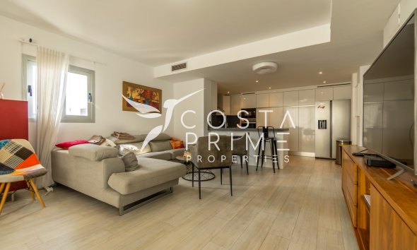 Újraértékesítés - Villa  - Finestrat