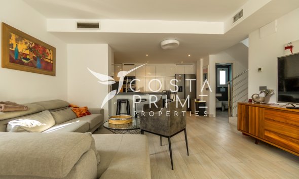 Újraértékesítés - Villa  - Finestrat