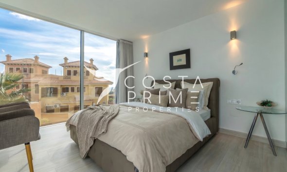 Újraértékesítés - Villa  - Finestrat