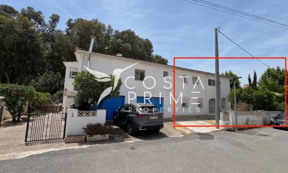 Resale - Townhouse / Semi - Albir
