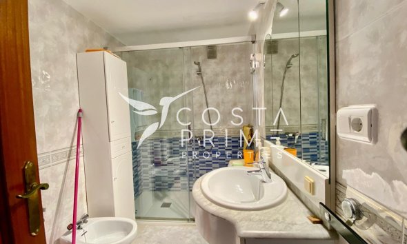 Resale - Apartment / Flat - Benidorm