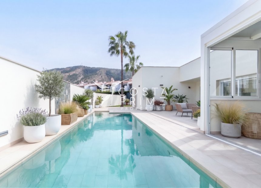 Resale - Villa  - Albir