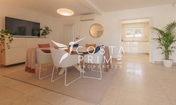 Resale - Villa  - Albir