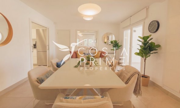 Resale - Villa  - Albir