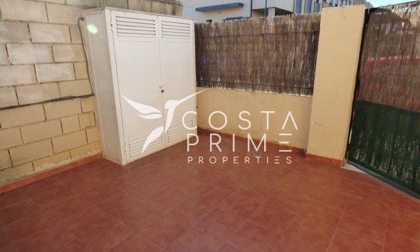 Újraértékesítés - Városháza / Semi - Polop