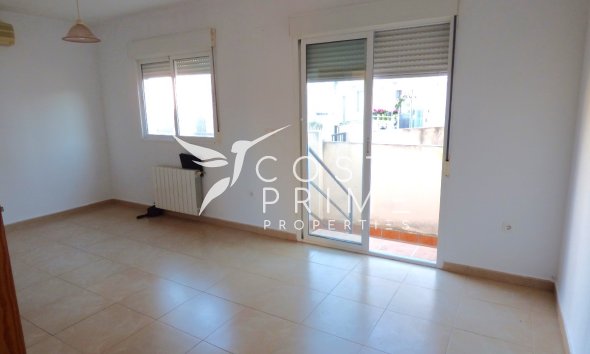 Újraértékesítés - Városháza / Semi - Polop