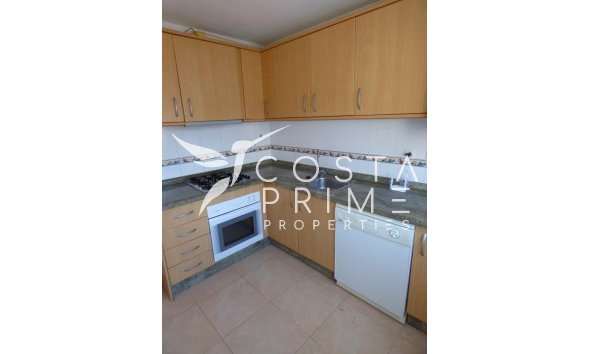 Újraértékesítés - Városháza / Semi - Polop