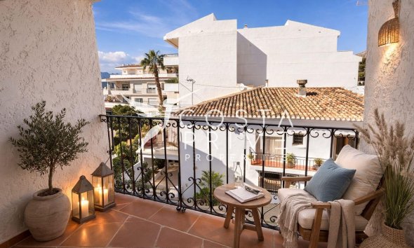 Resale - Villa  - Altea