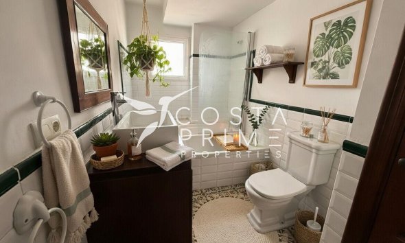 Resale - Villa  - Altea