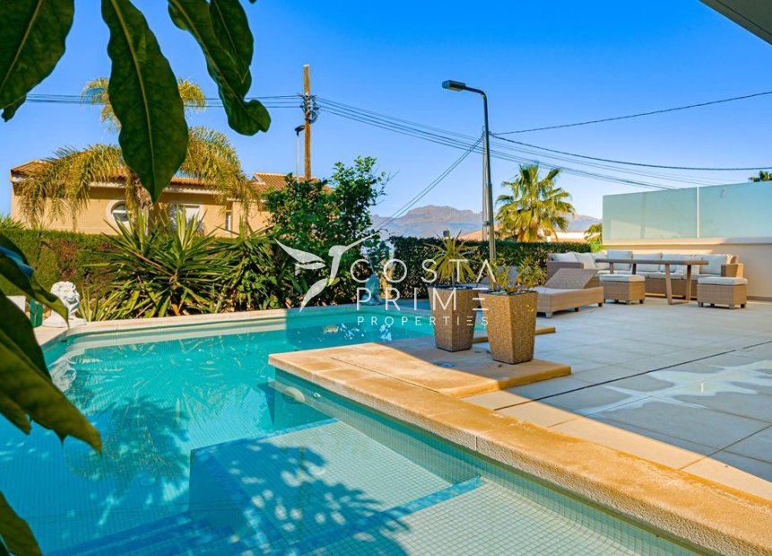 Resale - Villa  - Albir