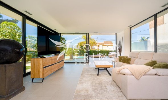 Resale - Villa  - Albir