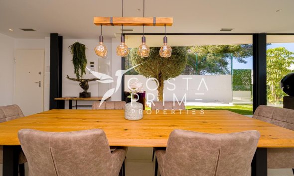 Resale - Villa  - Albir