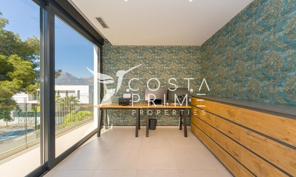 Resale - Villa  - Albir