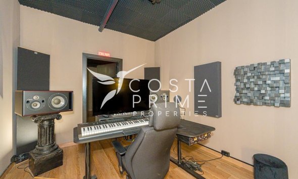 Resale - Villa  - Albir