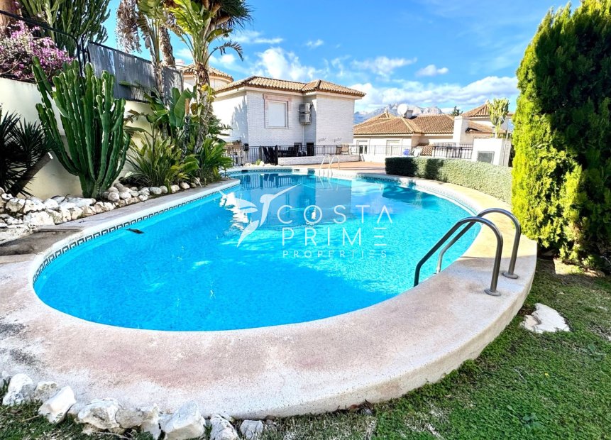 Resale - Villa  - Albir