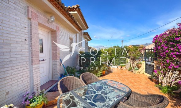 Resale - Villa  - Albir