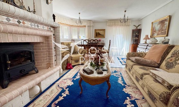 Resale - Villa  - Albir