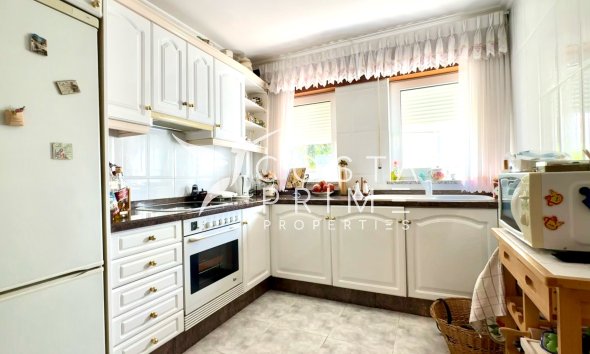 Resale - Villa  - Albir