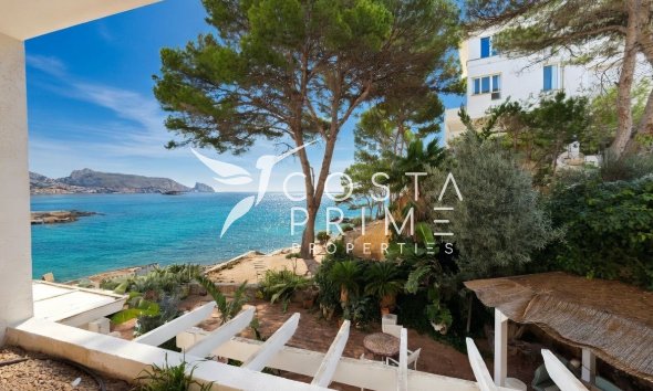 Resale - Villa  - Altea