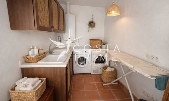 Resale - Villa  - Altea