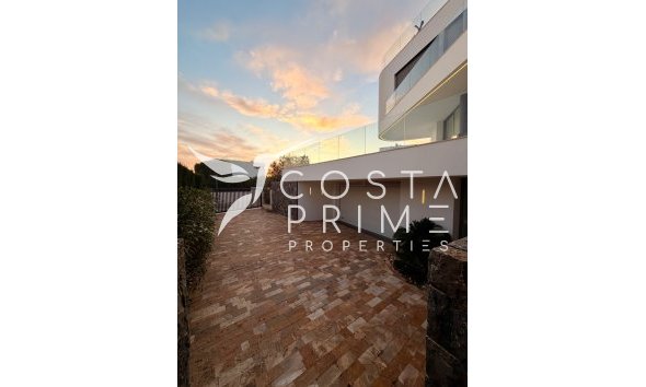 Resale - Villa  - Finestrat