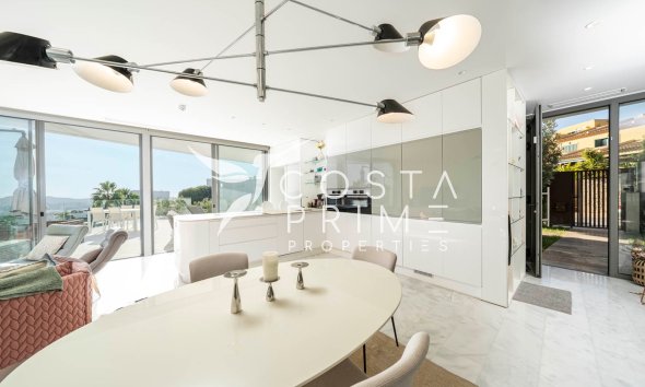 Resale - Villa  - Finestrat