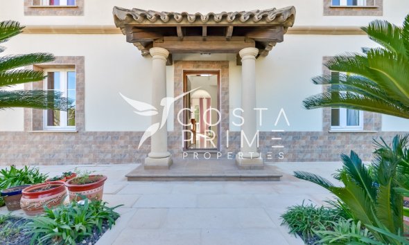 Resale - Villa  - Finestrat