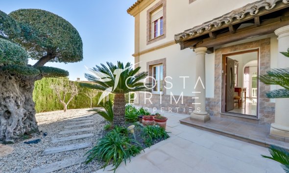 Resale - Villa  - Finestrat