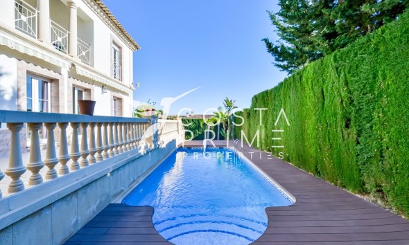 Resale - Villa  - Finestrat