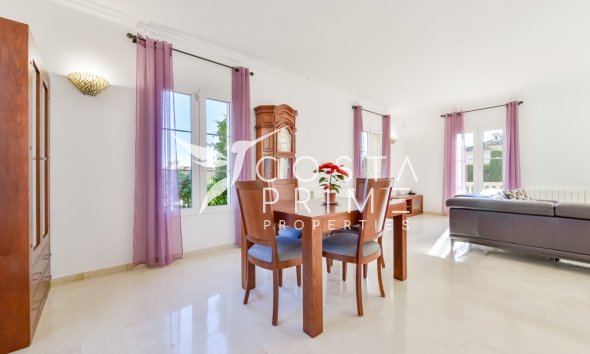 Resale - Villa  - Finestrat