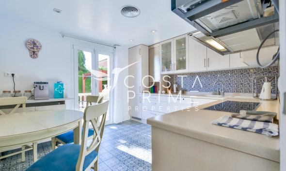 Resale - Villa  - Finestrat