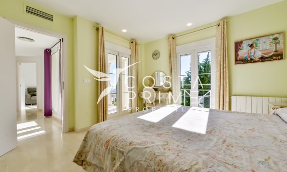 Resale - Villa  - Finestrat