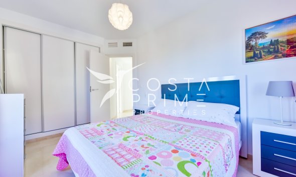 Resale - Villa  - Finestrat