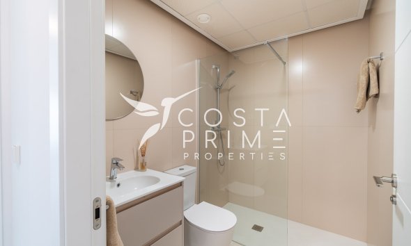 Nowy budynek - Daszek - Orihuela