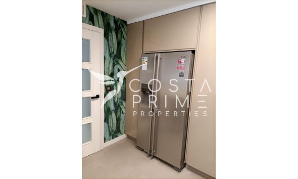 Resale - Apartment / Flat - Benidorm