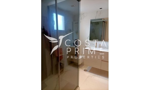 Resale - Apartment / Flat - Benidorm