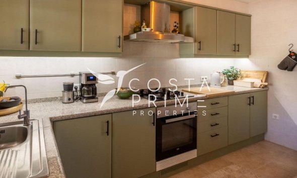 Resale - Townhouse / Semi - La Nucía