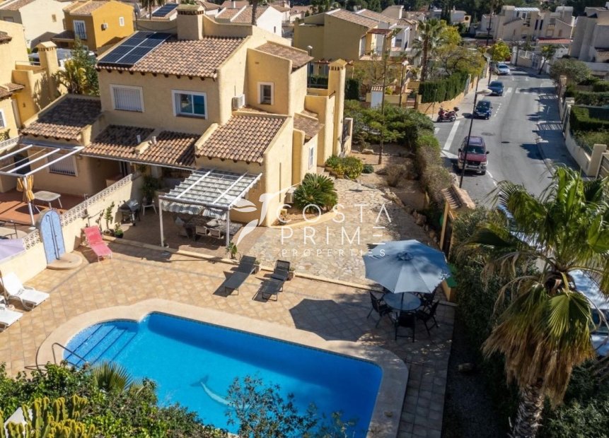 Resale - Townhouse / Semi - La Nucía