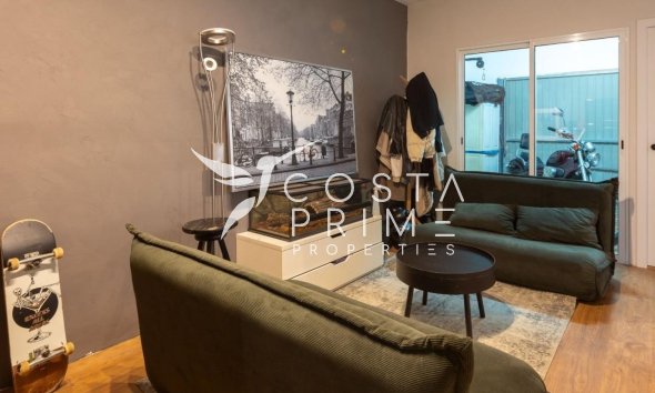 Resale - Townhouse / Semi - La Nucía