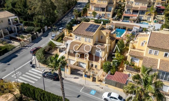 Resale - Townhouse / Semi - La Nucía