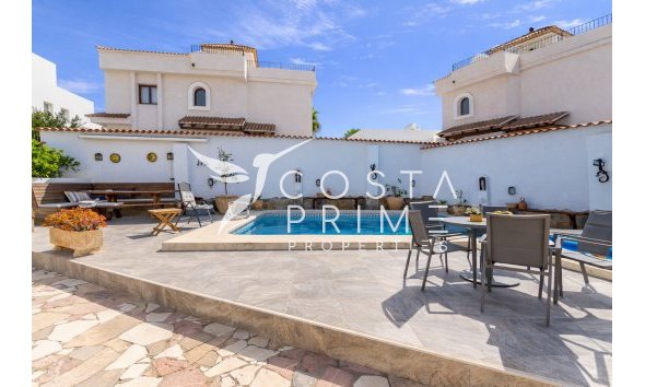 Újraértékesítés - Villa  - Albir