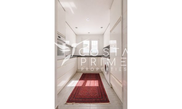 Újraértékesítés - Villa  - Albir