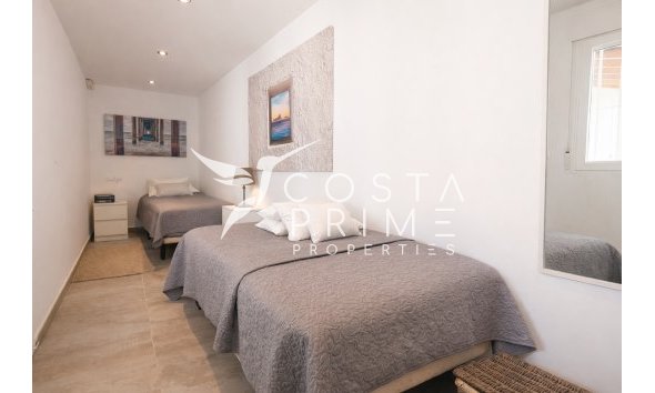 Újraértékesítés - Villa  - Albir